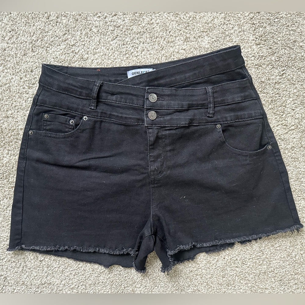 Women’s Black High Waisted Crossover Waistband Jean Shorts